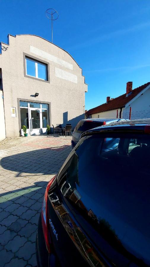 Apartament Apartman Mladenovic Zaječar Zewnętrze zdjęcie